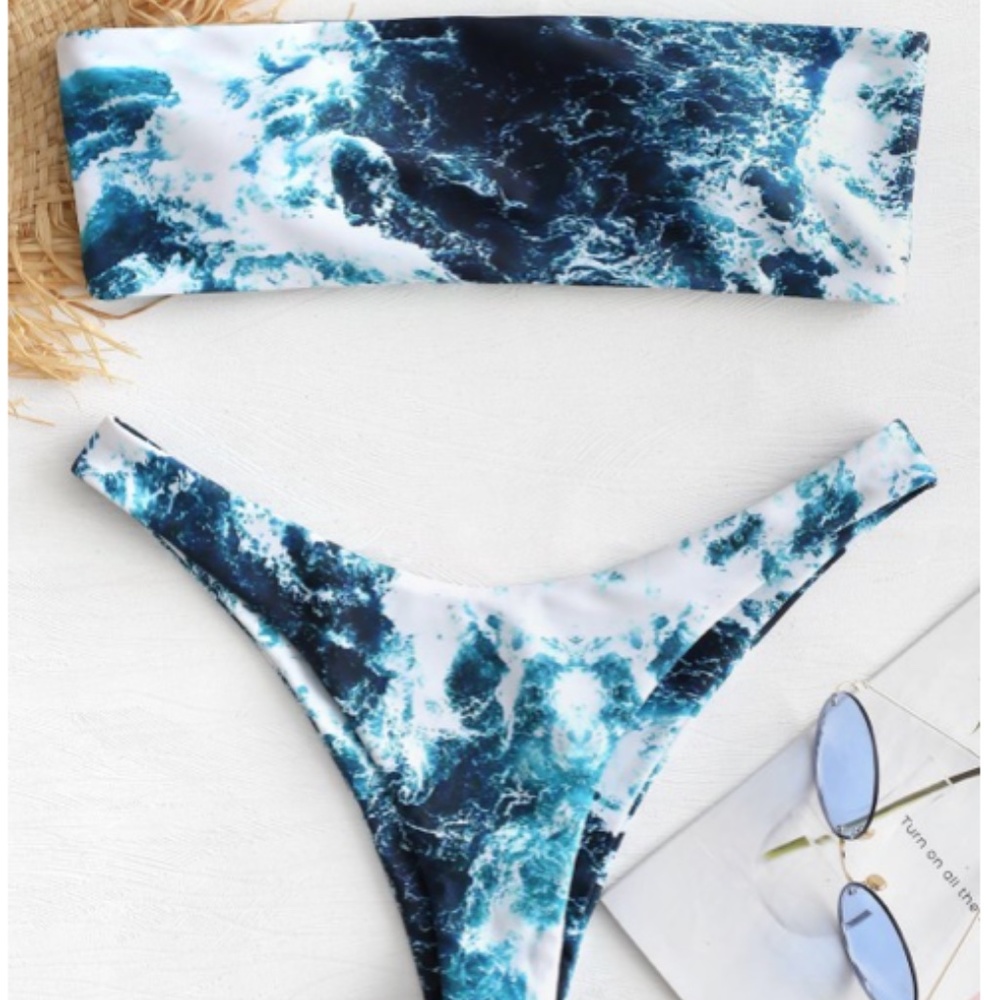 NWT Yeezim Abstract Blue Bikini Set (Small)